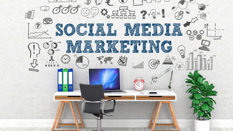 Social Media Marketing / Office / Wall / Symbol